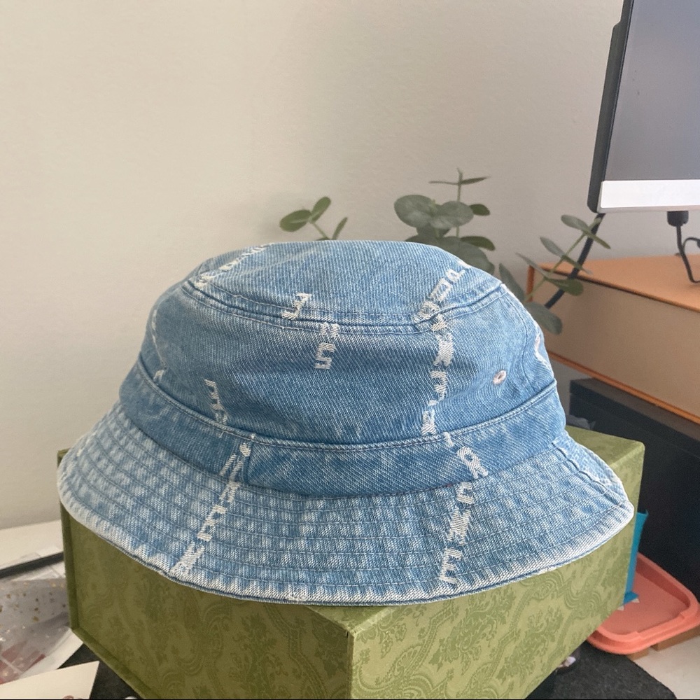supreme bucket hat denim like new